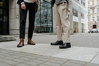 Pantofi casual pentru bărbați: cum să-i porți cu eleganță?