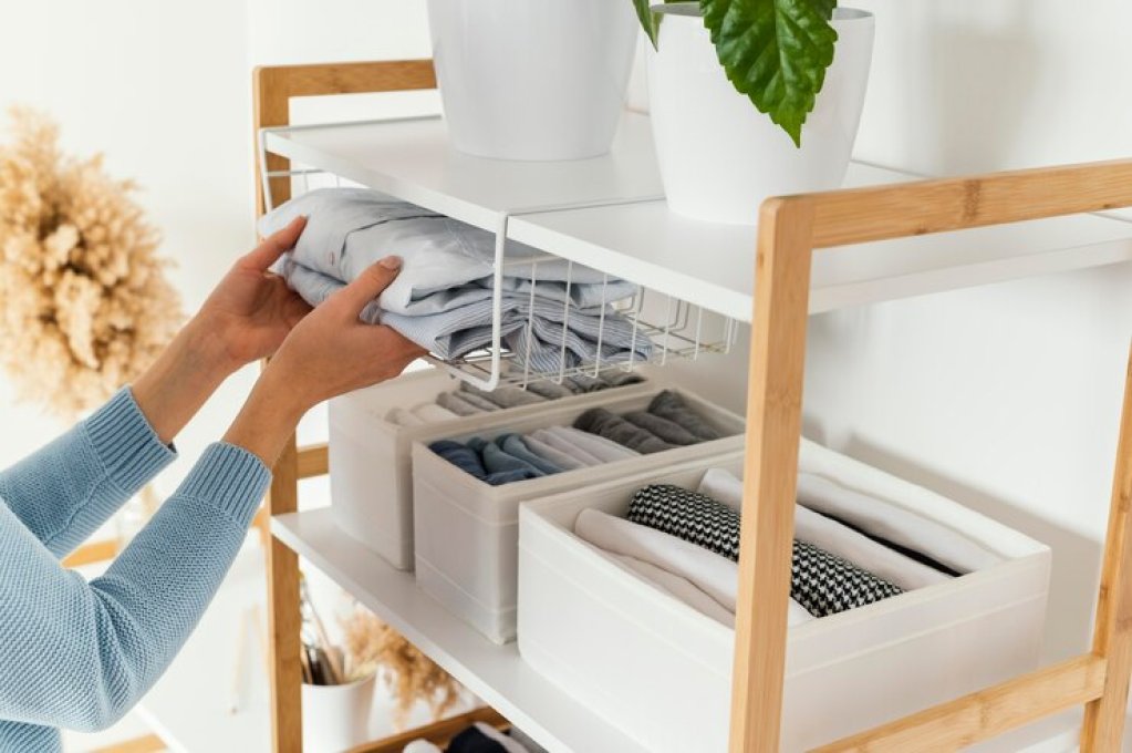 Îmbunătățește starea de bine: strategii de decluttering pentru casă și minte