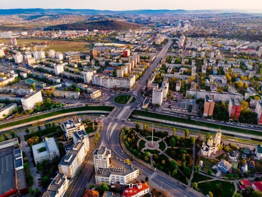Iași - Rădăuți: care este cea mai simplă variantă de transport?