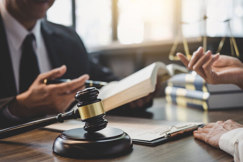 Victimele abuzului domestic au nevoie de un avocat penal din București: citește aici mai multe!
