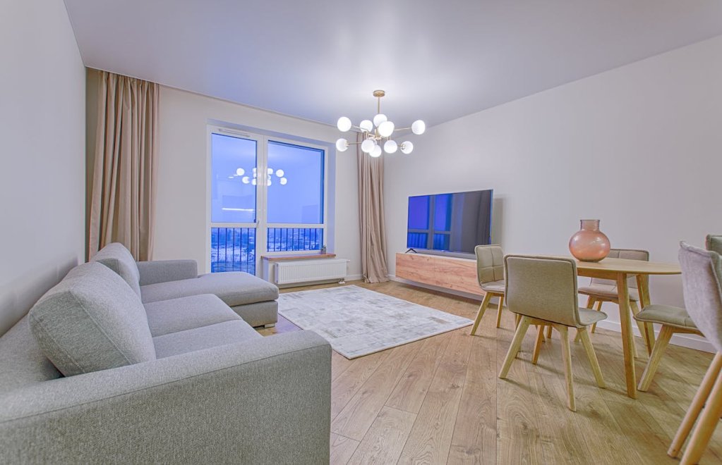 Lustre cu LED: eleganță și funcționalitate în fiecare cameră