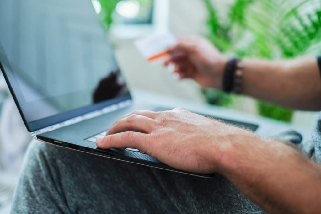 Tendințe și inovații în domeniul licitațiilor online