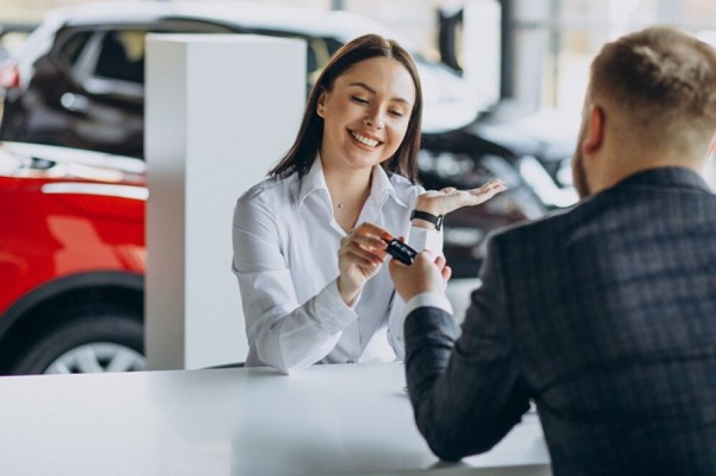 Cum să te pregătești pentru venirea în țară de sărbători: nu uita de închirieri auto Otopeni