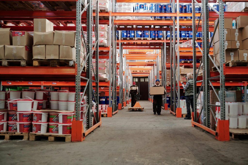 Automatizarea fluxurilor logistice: cum contribuie Optimall WMS la eficientizarea depozitului tău