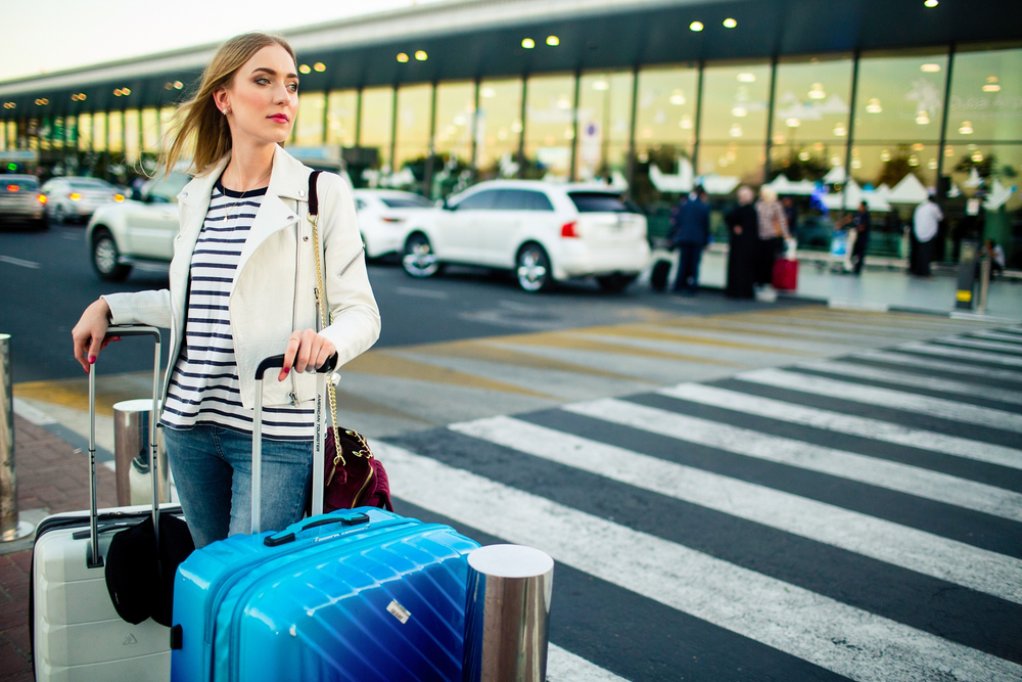 Eu unde-mi parchez mașina în preajma Aeroportului Otopeni?!