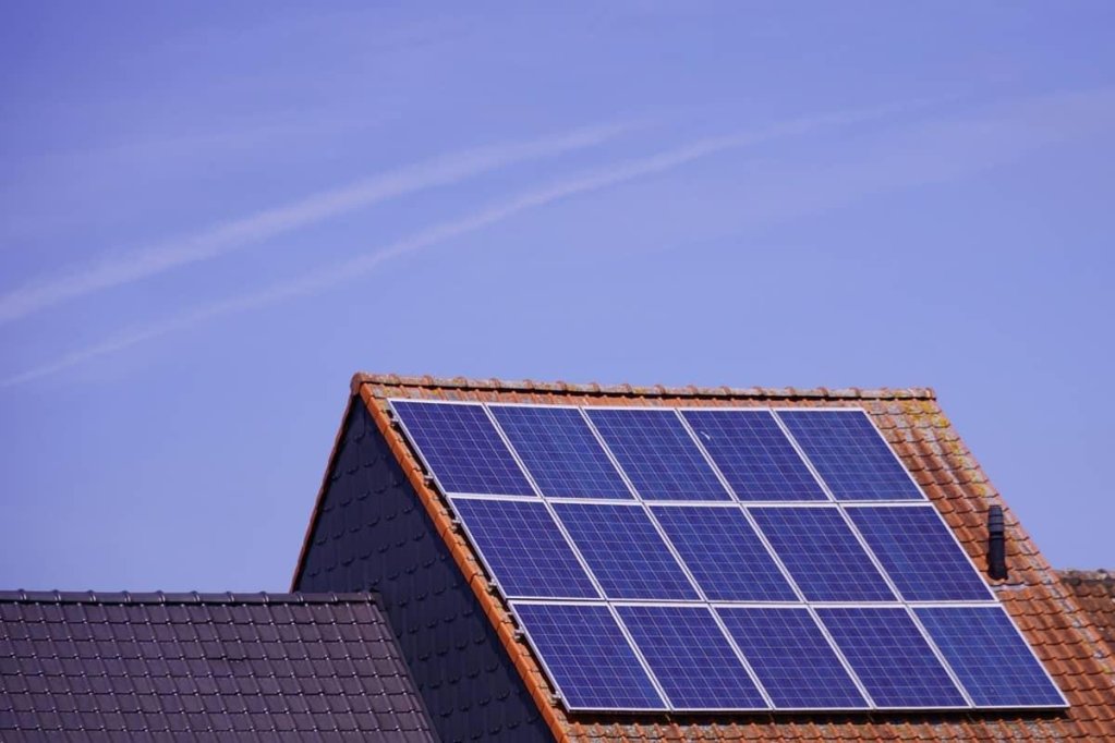 Cele mai comune greșeli în montarea panourilor fotovoltaice și cum să le eviți