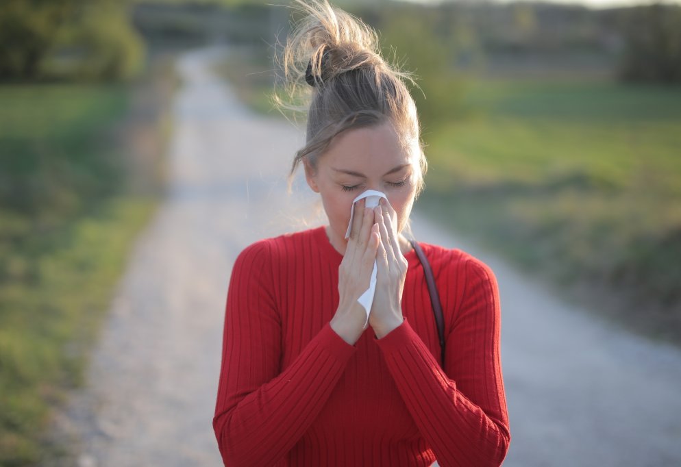 5 strategii dovedite pentru a face față alergiilor de primăvară confortabil și fără oboseală