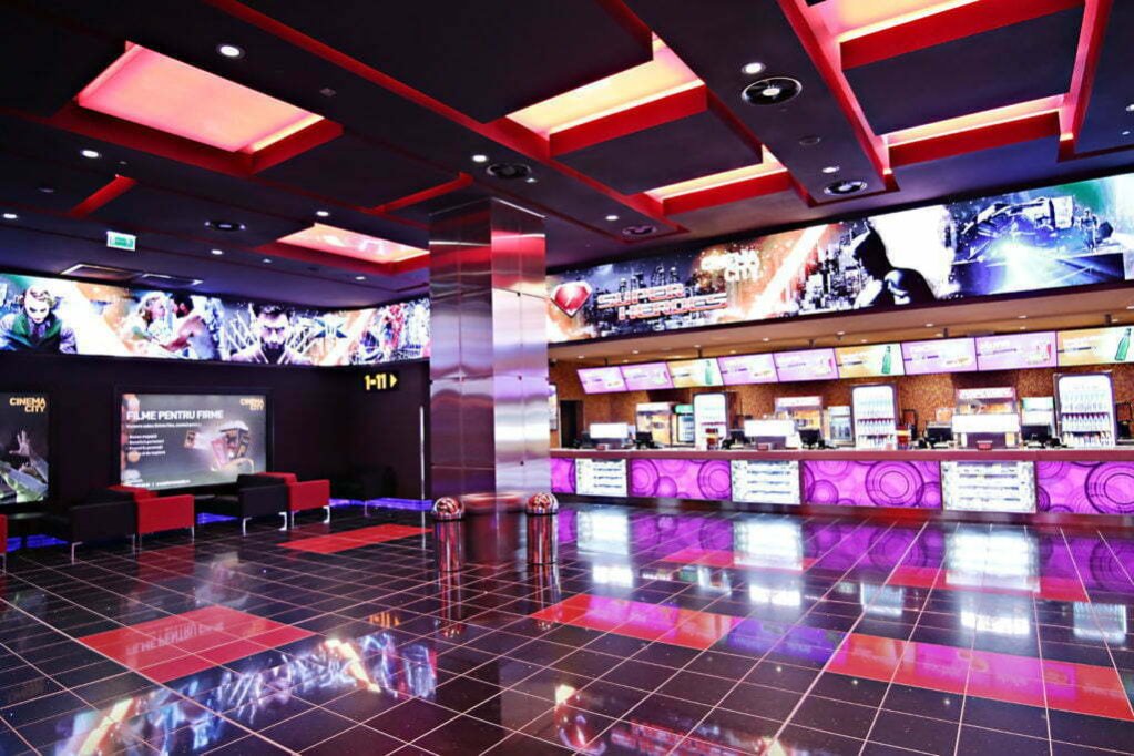 Cinema City Park Lake