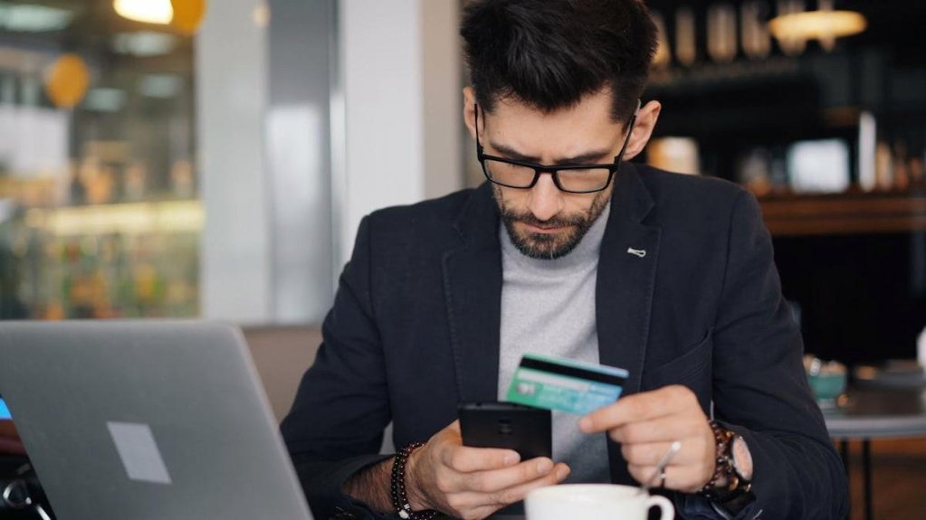 Cum funcționează mobile banking: scurt ghid pentru începători