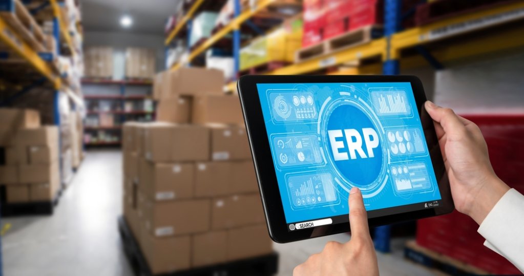 Cum sa-ti optimizezi flota cu un ERP pentru logistica: X sfaturi si recomandari
