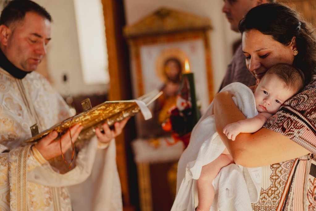 Cum te pregătești pentru ședința foto de botez: ghid practic