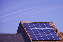 Cauți acumulatori pentru sistemul fotovoltaic? Ce trebuie să știi înainte să alegi soluția de stocare a energiei solare