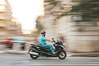Ghid complet: ce ulei de scuter 4T să alegi și când trebuie schimbat