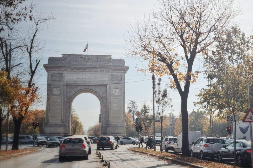 Între Stavropoleos și Lipscani, Bucureștiul se vede mai bine fără grabă